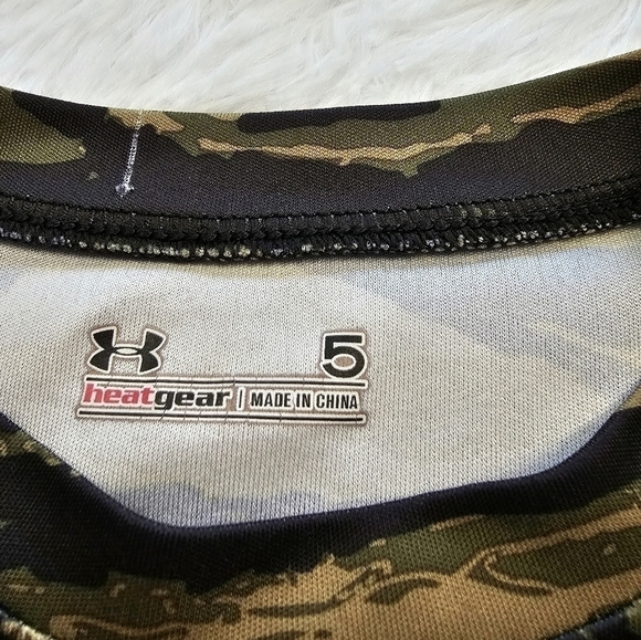 Under Armour heat gear camo short sleeve tee size 5 - Picture 2 of 10